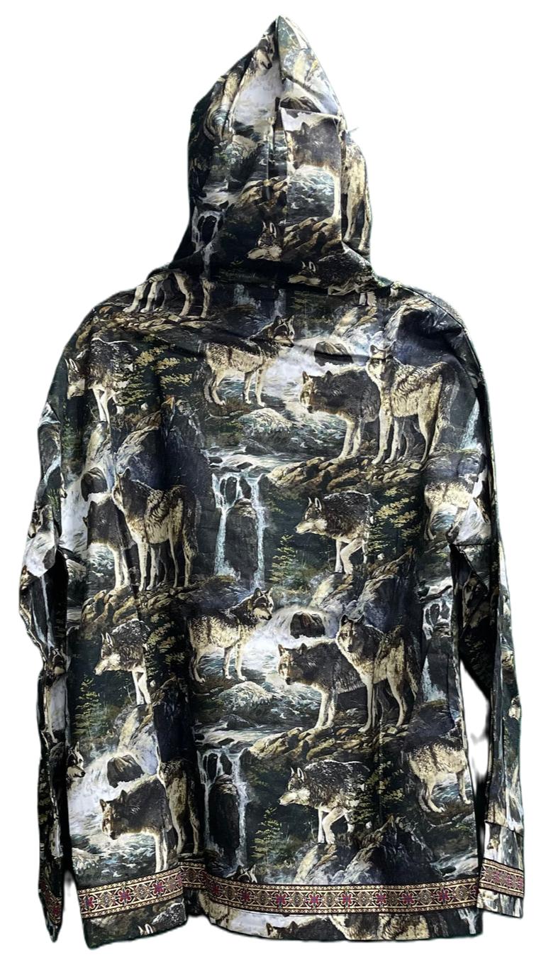 Kuspuk Hooded Garment Pattern Wolf Black background